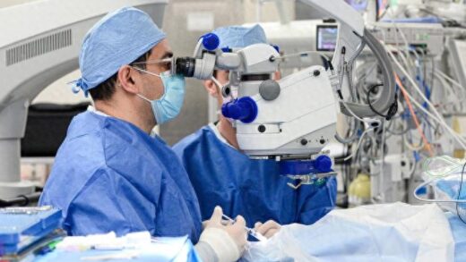 科学家首次实现通过眼内蛋白质特征预测健康人的年龄