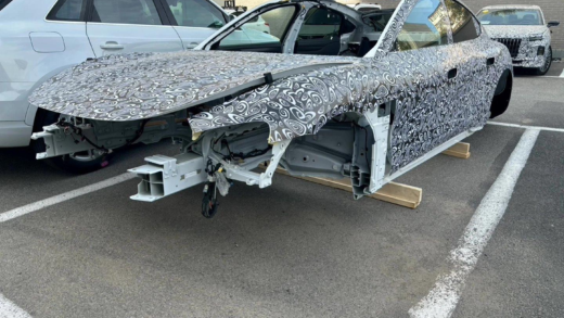 小米汽车明年发布，北汽集团现身小米科技园参与闭门会