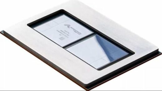 亚马逊发力捍卫云地位：升级自研AI芯片 发布聊天机器人Q 抢先用Grace Hopper