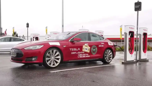 世界最长行驶里程特斯拉Model S：近190万公里、电机换了13次