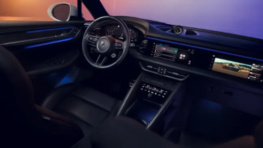 三联大屏+增强现实抬头显示：保时捷首款纯电SUV内饰曝光