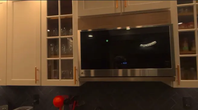 AR 野心遭遇 VR 现实:苹果 Vision Pro 头显视频透视功能并非完美