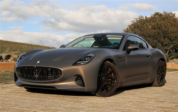 加速电动化转型!玛莎拉蒂产品计划曝光:2025年后将推多款纯电汽车