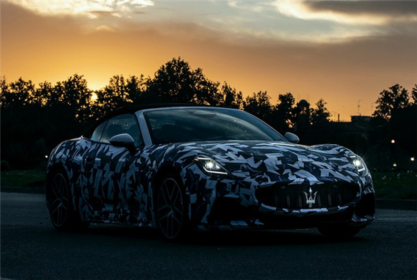 加速电动化转型!玛莎拉蒂产品计划曝光:2025年后将推多款纯电汽车