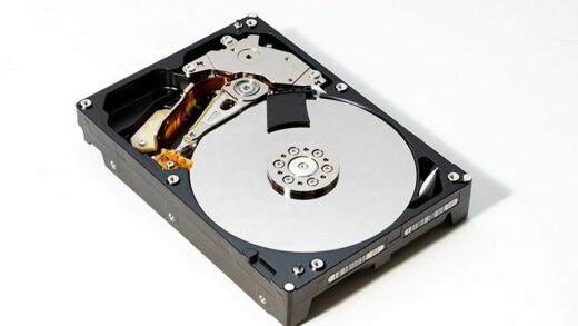 机械硬盘即将迈入“古稀之年”，近 70 载浮沉回溯