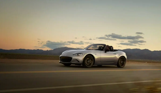 全球最畅销的敞篷跑车！新款马自达MX-5上市：售价约21万元