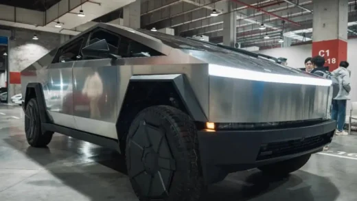 零距离感受特斯拉 Cybertruck