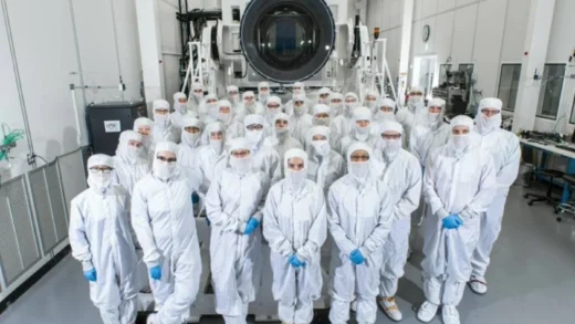 巨眼观天：史上最大天文相机即将上岗，助力科学家探索宇宙奥秘