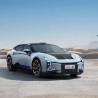 中国的“电动保时捷”咋就造不下去了