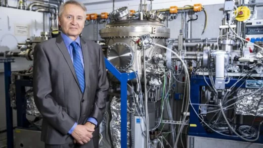 科学家发现一种前所未见的新型磁性Altermagnetism