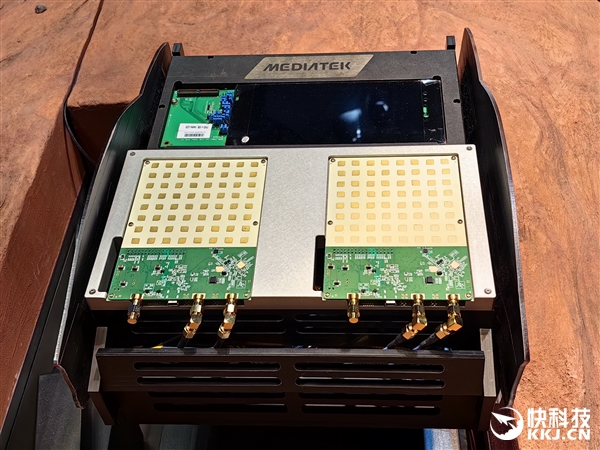 “遥遥领先”的端侧生成式AI!联发科MWC技术秀:还有百兆卫星通信、6G环境计算