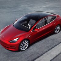 别说电动汽车简单不易坏了 问题比燃油车多40% 特斯拉倒数