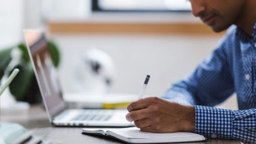 AI笔记本电脑出货量预计2028年达1.8亿台：Omdia最新预测