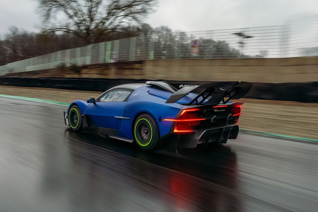 全球限量 62 辆,玛莎拉蒂赛道专属车型 MCXtrema“猛兽出笼”