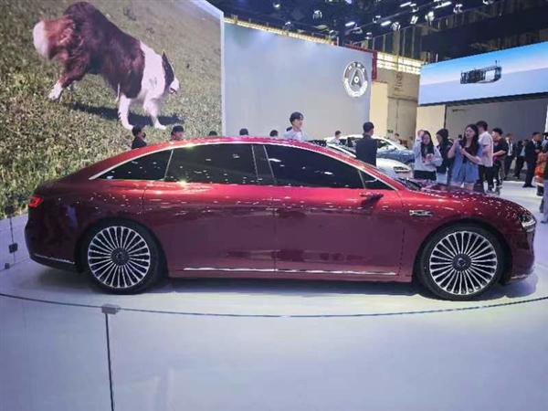 “双面”BBA：挣扎在北京车展