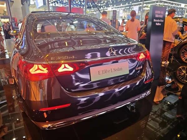 “双面”BBA：挣扎在北京车展