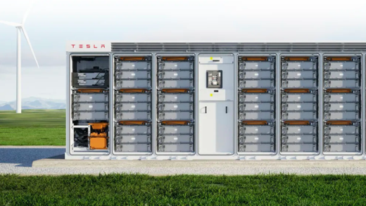 特斯拉“新鲶鱼”来了：巨型充电宝工厂开建，一台可充满 65 辆 Model 3