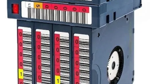 磁带拒绝死亡！2023年出货容量多达152900000TB