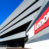 联想正在开发Legion Go“Lite”掌机：屏幕缩小、取消拆卸手柄设计