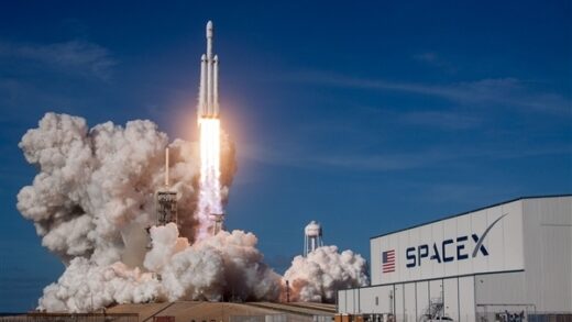 马斯克SpaceX获美国宇航局61亿重任！牵引国际空间站“坠”入太平洋