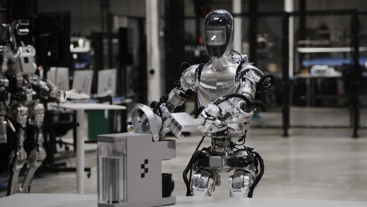 宝马汽车工厂迎来新员工：Figure 01 人形机器人已开启“车间实习”