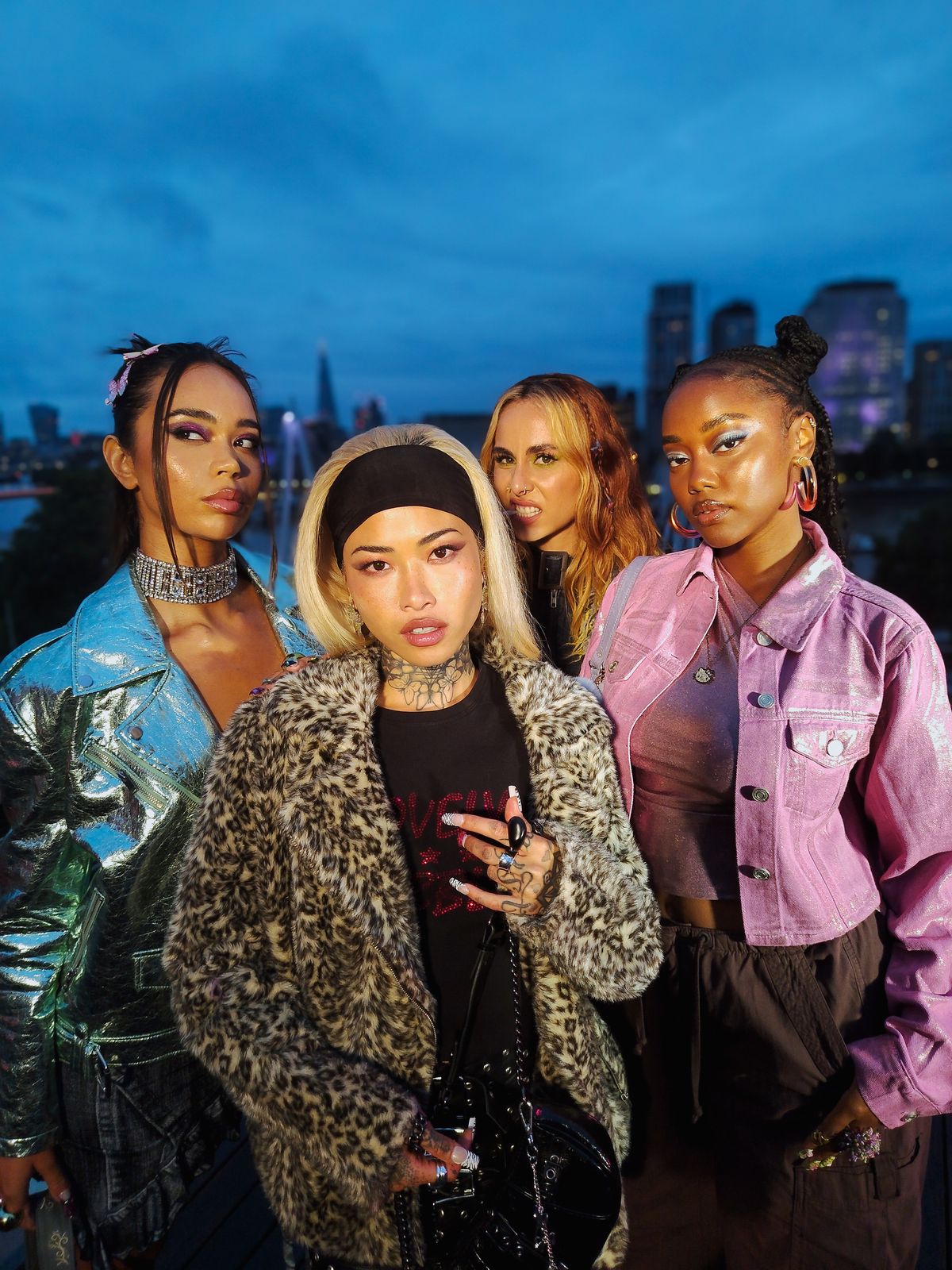 HMD 发布 Skyline 手机:正面复刻诺基亚 N9,骁龙 7s Gen 2 芯片,主打可维修,售价 499 美元