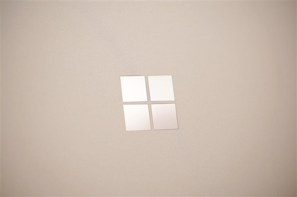 性能暴增86%!微软全新Surface Laptop图赏