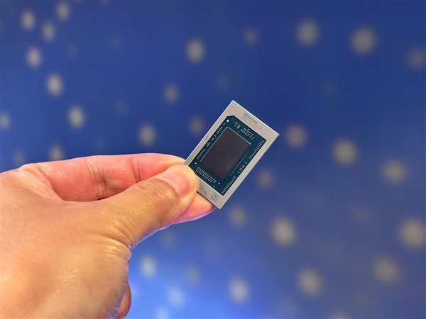 三大架构革新!AMD锐龙9000/锐龙AI 300处理器解析