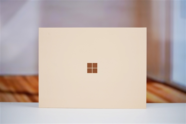 性能暴增86%!微软全新Surface Laptop图赏