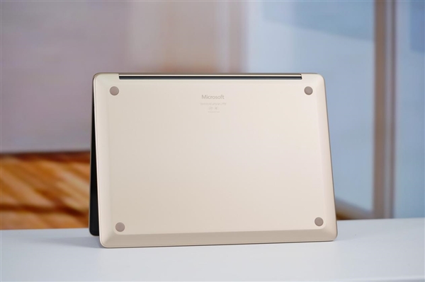 性能暴增86%!微软全新Surface Laptop图赏