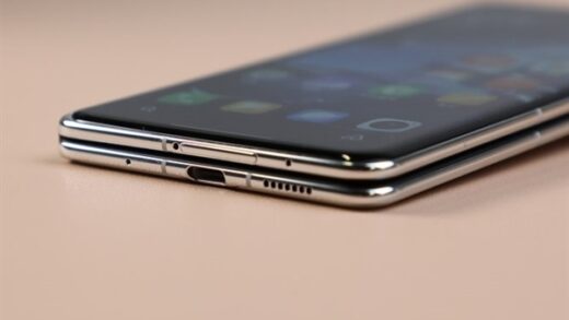 小米MIX Fold 4上手：史上最全能的大折叠 没有短板了