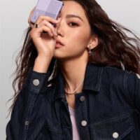 小米首款小折叠！MIX Flip亮相：外屏梦回iPhone 4