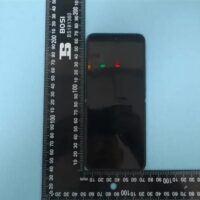 小米首款小折叠！MIX Flip真机现身：背部没有徕卡标