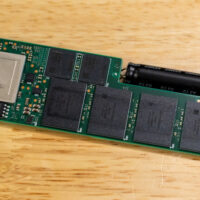 西部数据首款 Gen5 固态硬盘 Ultrastar DC SN861 主控确认：韩国 FADU FC5161