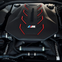 奶爸的终极玩具！新宝马M5旅行版官宣：搭载4.4T插混大V8