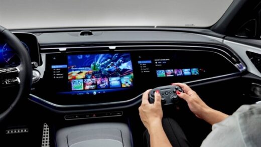 还吐槽在新势力车里玩游戏吗：奔驰也要跟进了！