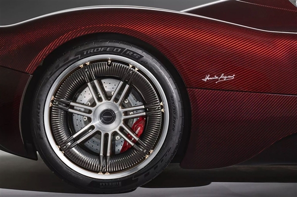 卖2400多万的超跑!帕加尼Utopia敞篷版官图发布:买到不舍得开