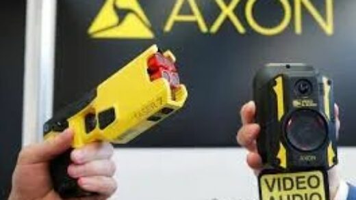 美警使用 AI 工具写文书：8 秒生成犯罪现场报告，竟比人脑回忆还准