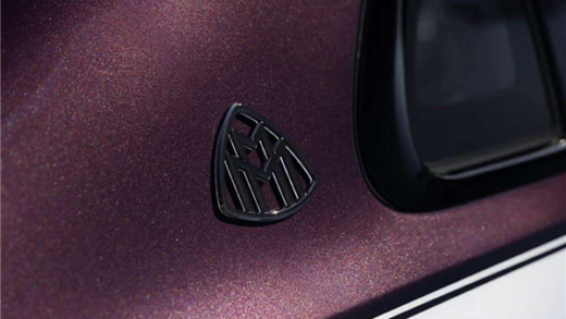 豪华行政轿车天花板！迈巴赫S680限量版亮相：价格直逼劳斯莱斯