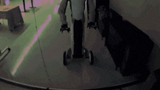 OpenAI 重金押注，1X 机器人 NEO 世界模型登场