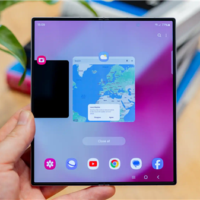 卷轴屏迎战三折叠！三星全新手机形态已在路上