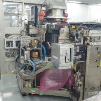 俄罗斯绕过制裁 为35年前的光刻机续命：自研光刻机已亮相