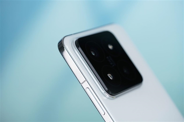 小米15系列官图公布!小米数字系列史上最精致、最流畅