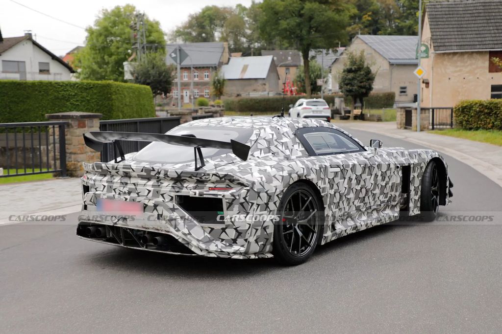 雷克萨斯 LFR 公路版首次亮相:赛车血统,搭载 V8 涡轮增压发动机