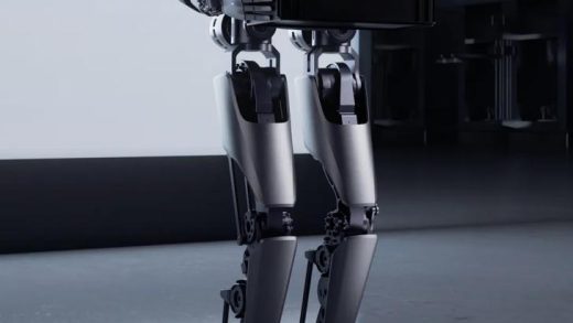 优必选发布全新一代工业人形机器人 Walker S1，进入比亚迪等汽车工厂实训