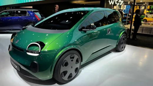雷诺 Twingo E-Tech Concept 纯电概念车亮相巴黎车展，预计 2026 年量产上市