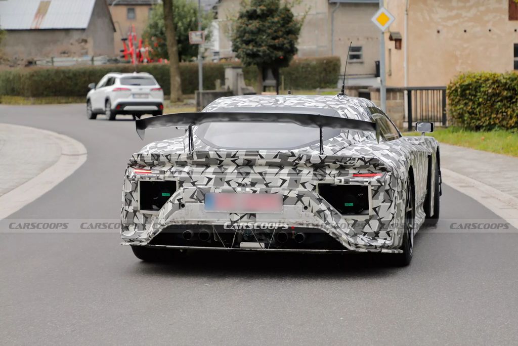 雷克萨斯 LFR 公路版首次亮相:赛车血统,搭载 V8 涡轮增压发动机