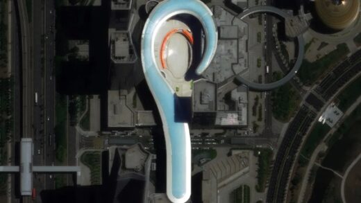 卫星图上的秘密：在这座城市 你可以找到任何一个数字