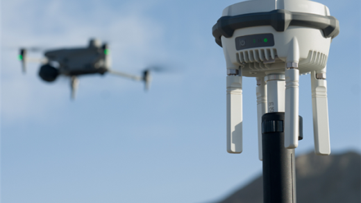 9999元！大疆发布D-RTK 3多功能基站：可接收五大卫星系统 厘米级定位