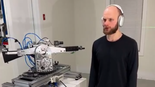 外国工程师开发 ChatGPT 驱动的炮塔可“指哪打哪”，OpenAI 火速封号